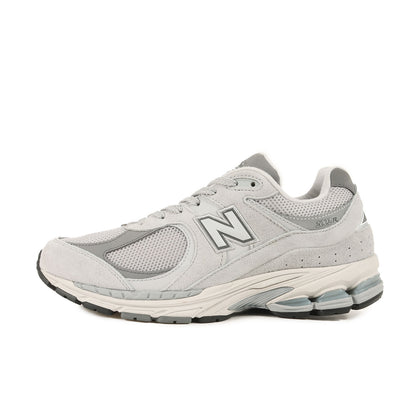 New Balance Men Size 10 5 ML2002 R0 Gray Low Cut Sneakers Excellent Condition