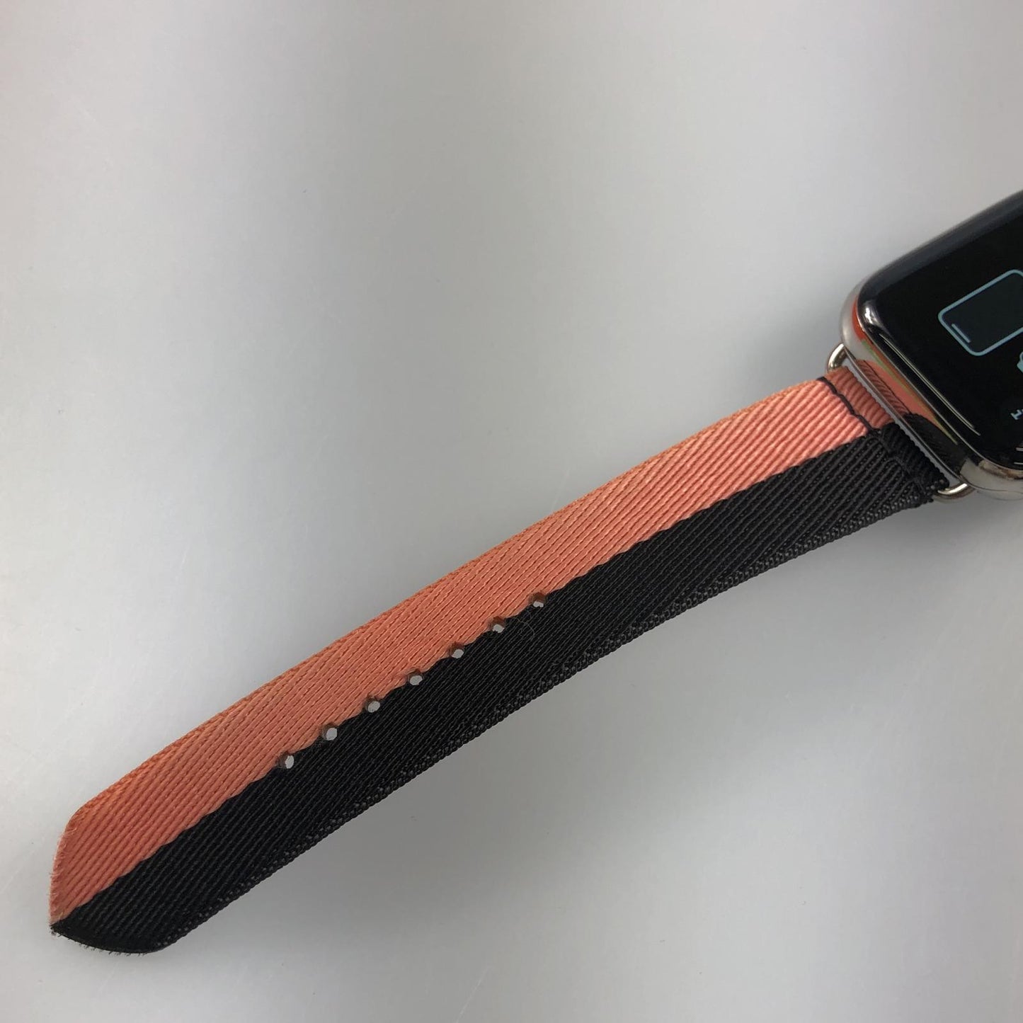 Hermes Applewatch Series 6 40mm MG3K3J A Yellow Pink Black Good Condition