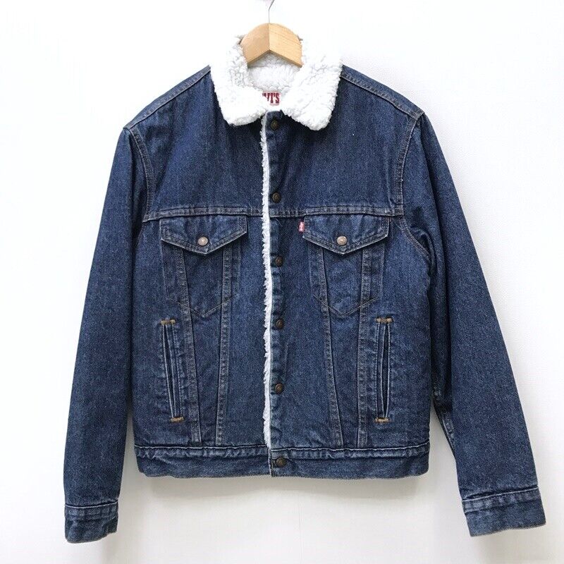 Levi's Denim Jacket Size 38 Color Indigo 90 Lot 70608-0216   American Casual F09