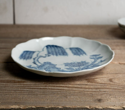 Antiques: Old Imari Blurry Willow Peony Medium Plate, Middle Edo Period - Around