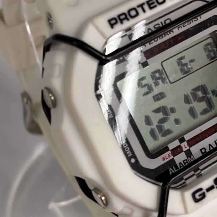 Casio G-Shock Initial D Bait 2021S S Digital Quartz Watch DW-5600Vt White