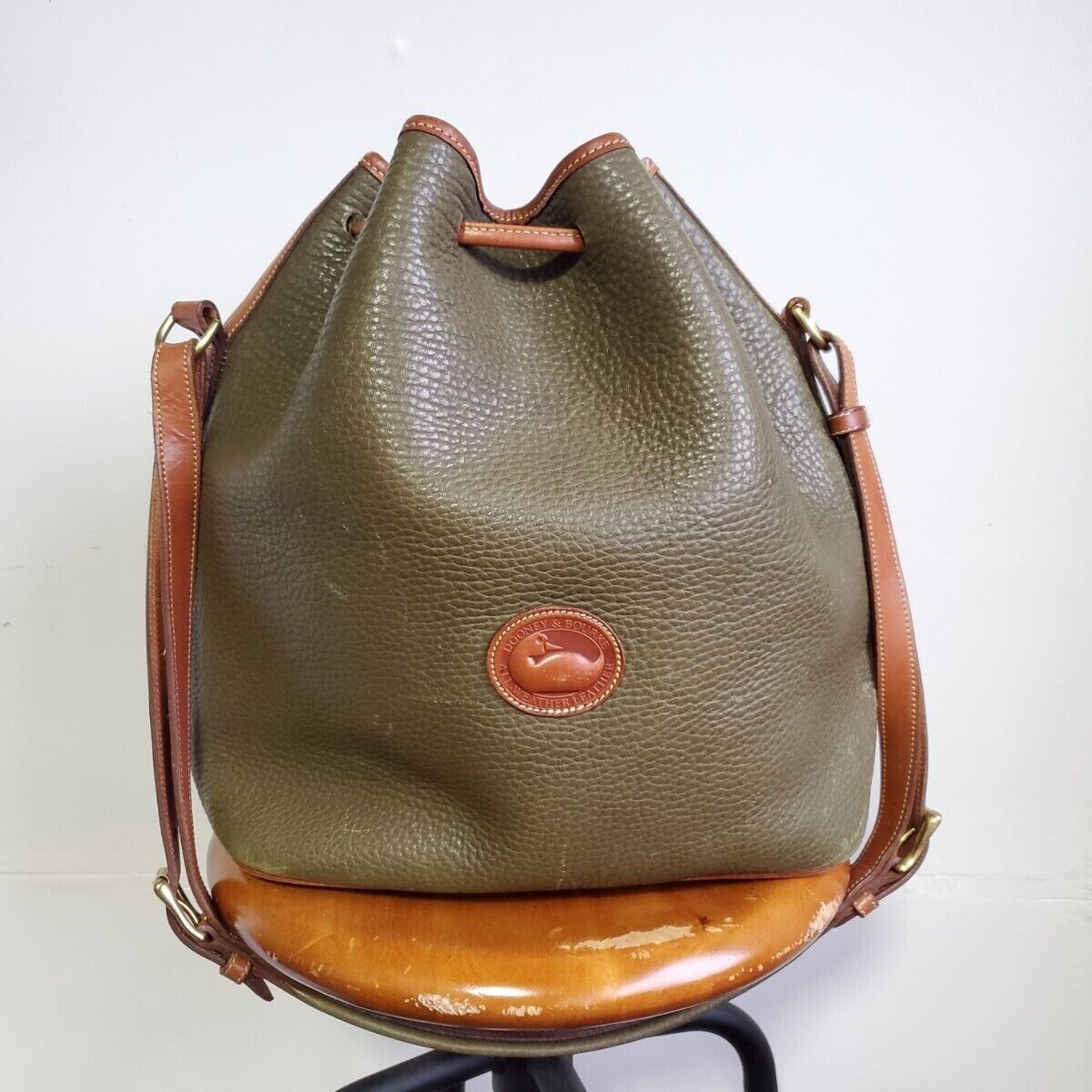 980 Dooney Bourke Drawstringone Shoulder Bag Green Grained Leather Vintage