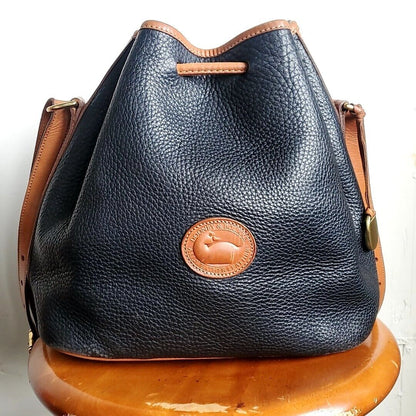 978 Dooney And Bourke Drawstringone Shoulder Bag Grain Leather Vintage