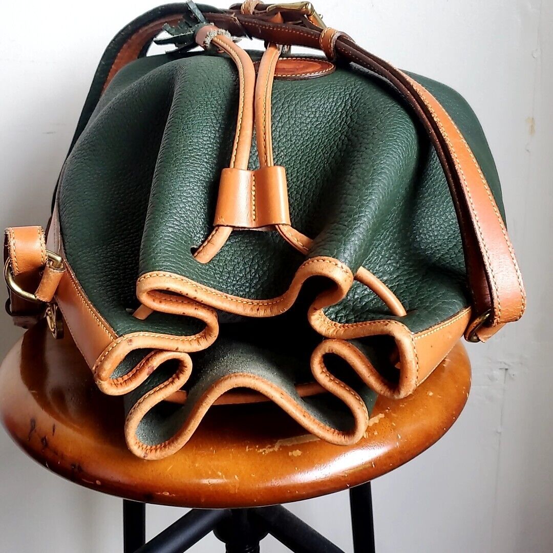 975 Dooney Bourke Drawstringone Shoulder Bag Green Grain Leather Vintage