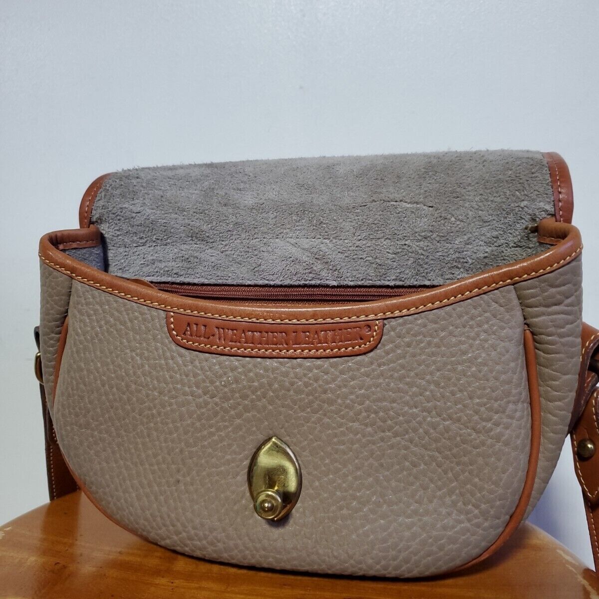 969 Dooney And Bourke Shoulder Bag Gray Grain Leather Vintage