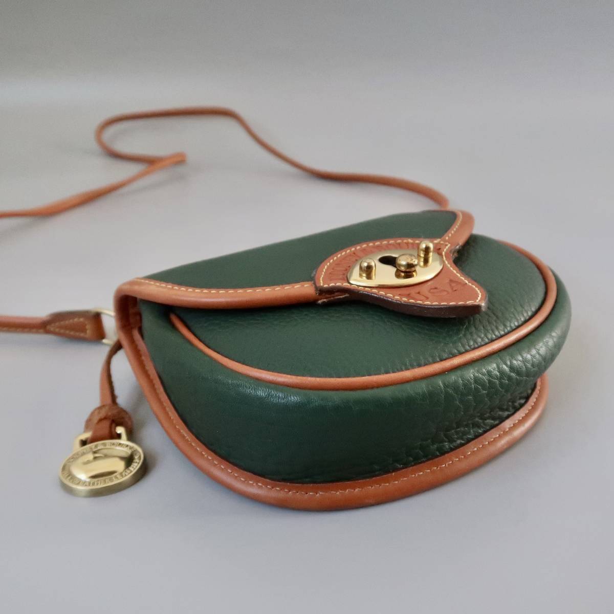 Good Condition Dooney Bourke Emerald Pebble Leather Crossbody Micro Shoulder Bag