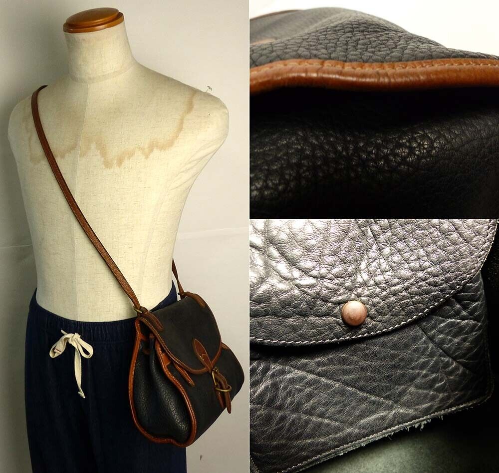 Dooney Bourke / Shoulder Bag