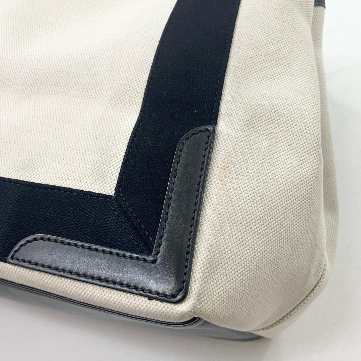 Balenciaga Cabas Handbag Tote Bag White Black 339933 With Pouch