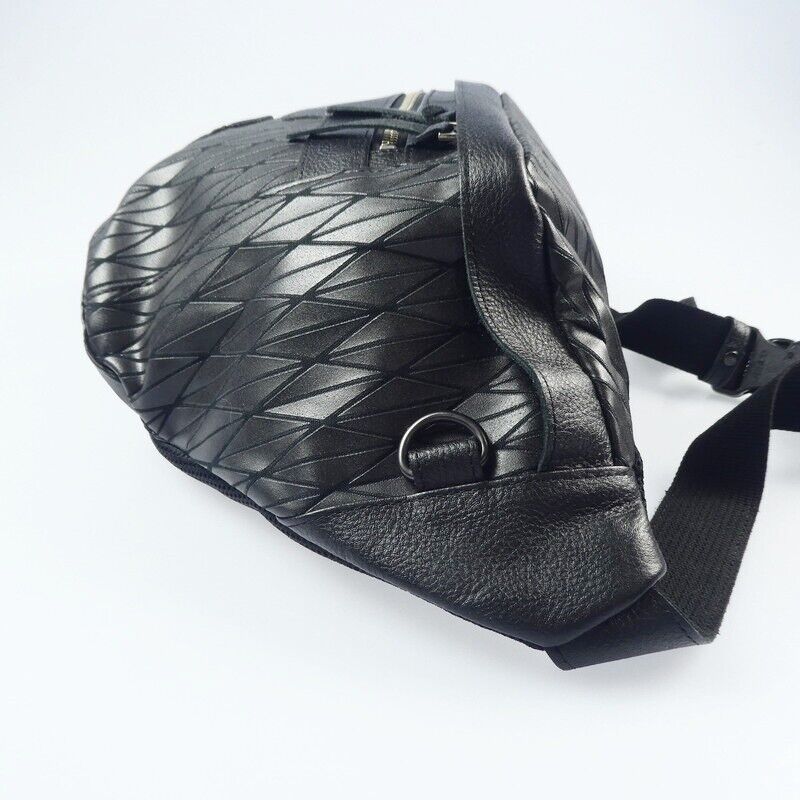 Resound Clothing Decade Collabo Body Bag RC21 BAG 002RD Black